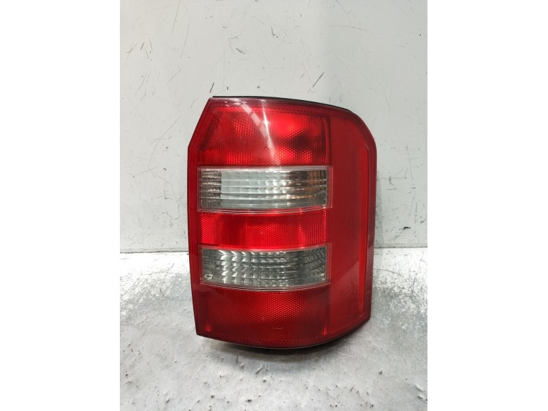 Recambio de piloto trasero derecho para audi a2 (8z0) 1.4 tdi referencia OEM IAM   2000