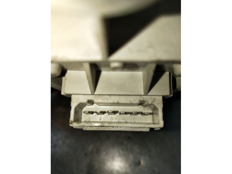 Recambio de piloto trasero izquierdo para audi a2 (8z0) 1.4 tdi referencia OEM IAM   2000