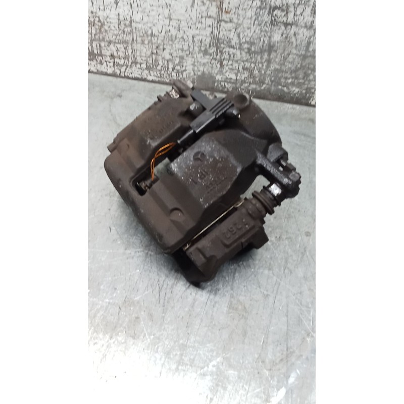 Recambio de pinza freno delantera derecha para mercedes-benz clase b sports tourer (w245) b 200 cdi (245.208) referencia OEM IAM