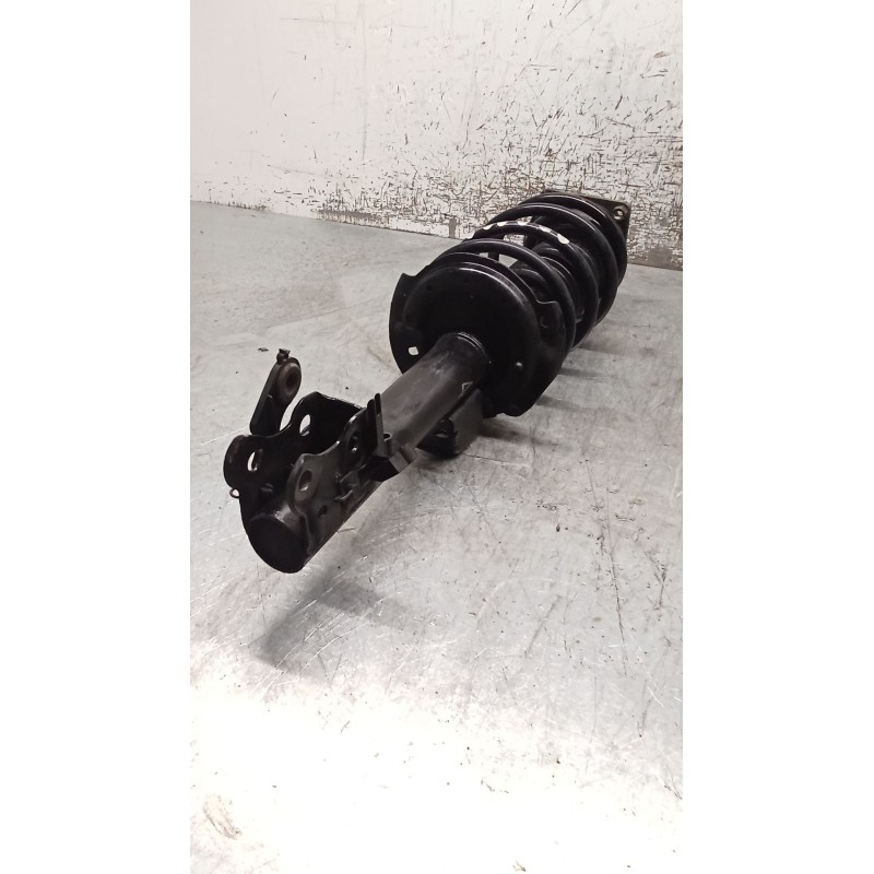 Recambio de amortiguador delantero izquierdo para mercedes-benz clase b sports tourer (w245) b 200 cdi (245.208) referencia OEM 