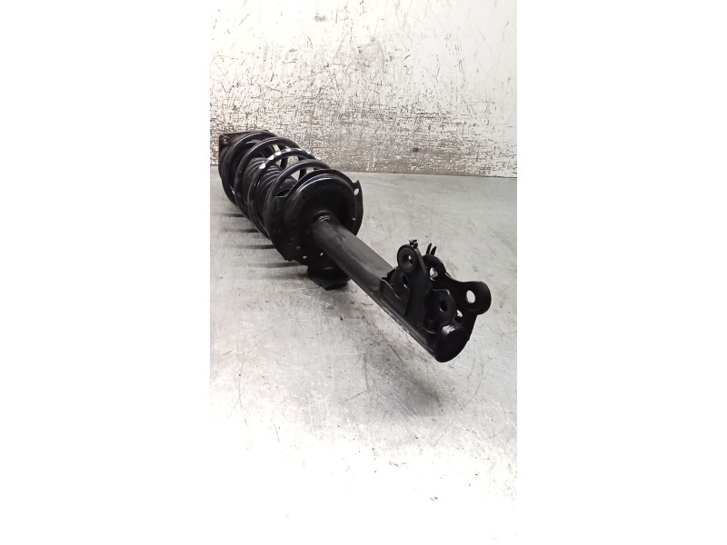 Recambio de amortiguador delantero izquierdo para mercedes-benz clase b sports tourer (w245) b 200 cdi (245.208) referencia OEM 