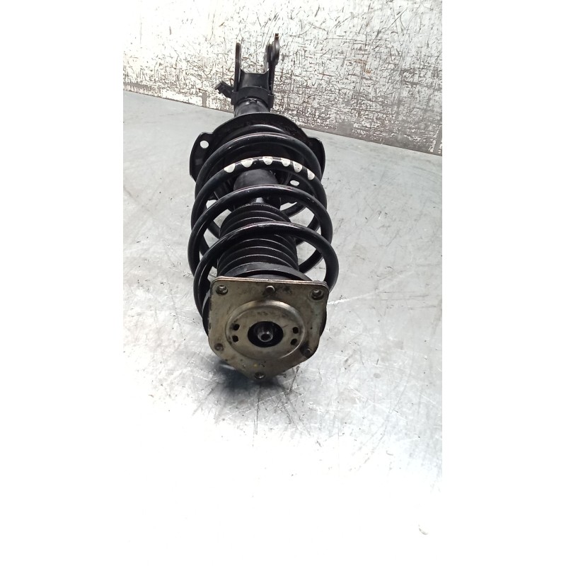 Recambio de amortiguador delantero izquierdo para mercedes-benz clase b sports tourer (w245) b 200 cdi (245.208) referencia OEM 