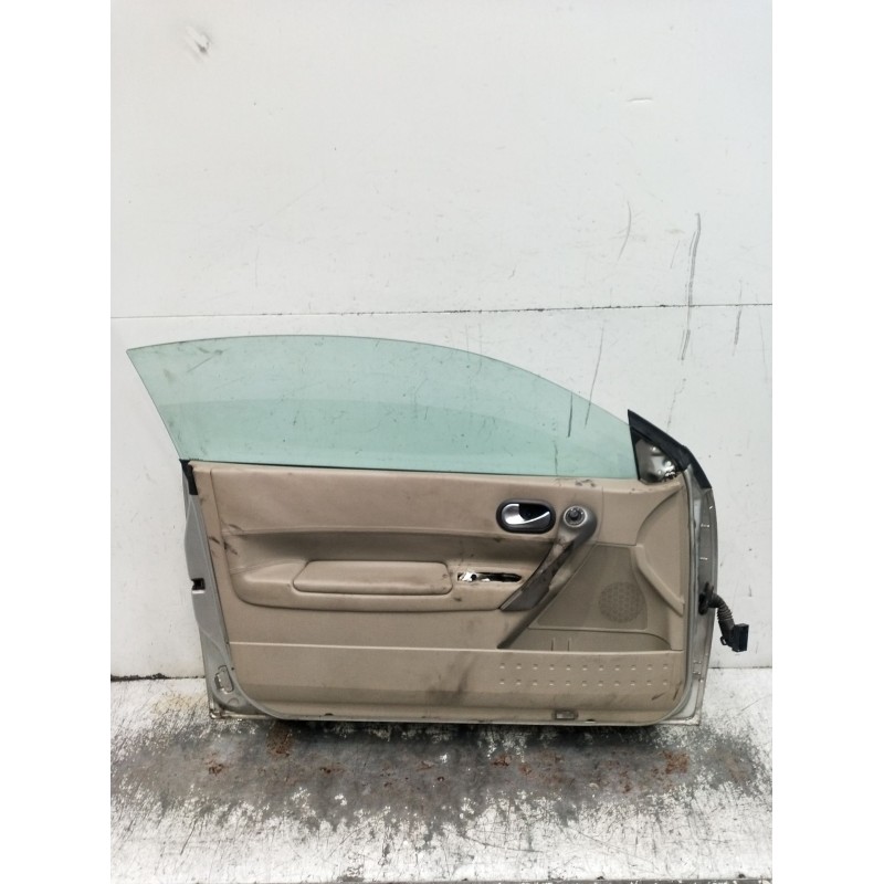 Recambio de puerta delantera izquierda para renault megane ii coupé-cabriolet (em0/1_) 1.9 dci referencia OEM IAM VER FOTOS 2P 1