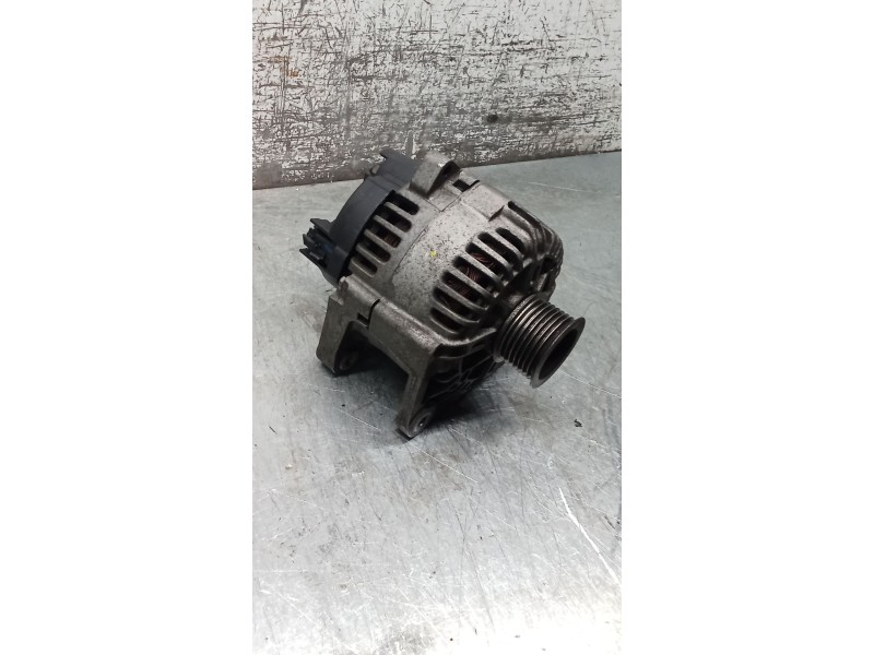 Recambio de alternador para renault megane ii coupé-cabriolet (em0/1_) 1.9 dci referencia OEM IAM 8200667610  99