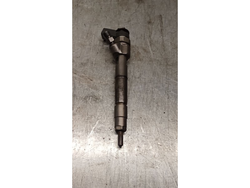 Recambio de inyector para mercedes-benz clase b sports tourer (w245) b 200 cdi (245.208) referencia OEM IAM 0445118167 A64007007