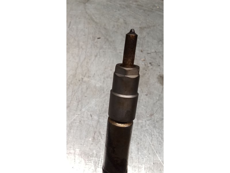 Recambio de inyector para mercedes-benz clase b sports tourer (w245) b 200 cdi (245.208) referencia OEM IAM 0445118167 A64007007