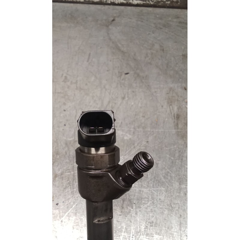 Recambio de inyector para mercedes-benz clase b sports tourer (w245) b 200 cdi (245.208) referencia OEM IAM 0445118167 A64007007