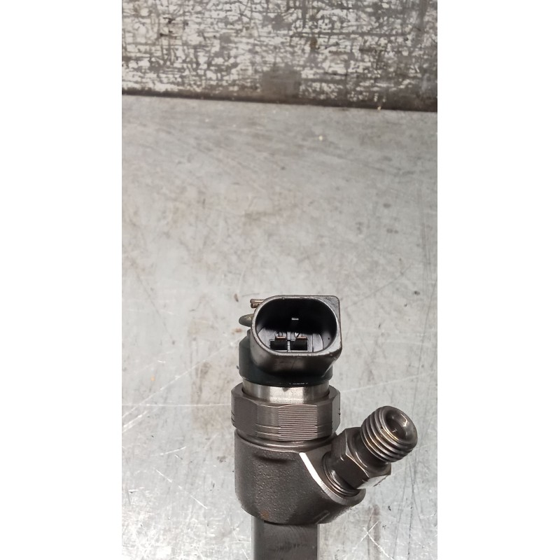 Recambio de inyector para mercedes-benz clase b sports tourer (w245) b 200 cdi (245.208) referencia OEM IAM 0445118167 A64007007