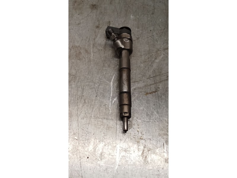Recambio de inyector para mercedes-benz clase b sports tourer (w245) b 200 cdi (245.208) referencia OEM IAM 0445118167 A64007007
