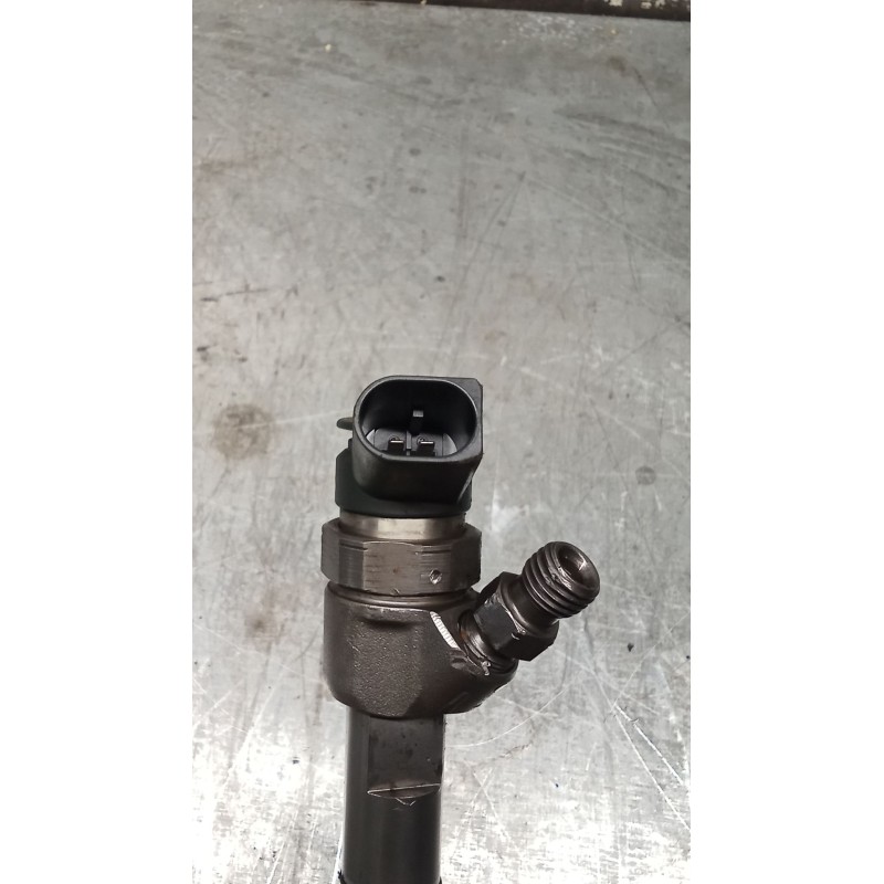 Recambio de inyector para mercedes-benz clase b sports tourer (w245) b 200 cdi (245.208) referencia OEM IAM 0445118167 A64007007