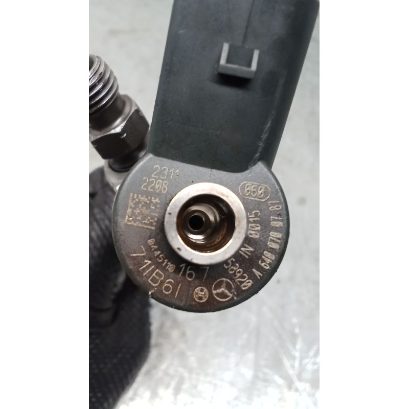 Recambio de inyector para mercedes-benz clase b sports tourer (w245) b 200 cdi (245.208) referencia OEM IAM 0445118167 A64007007