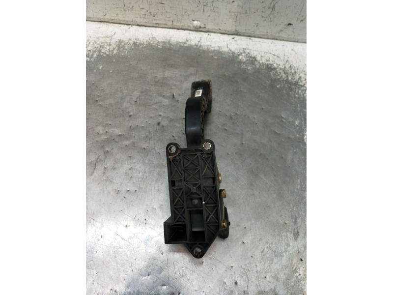 Recambio de potenciometro pedal para hyundai terracan (hp) 2.9 crdi 4wd referencia OEM IAM 01540816 0740401 2004