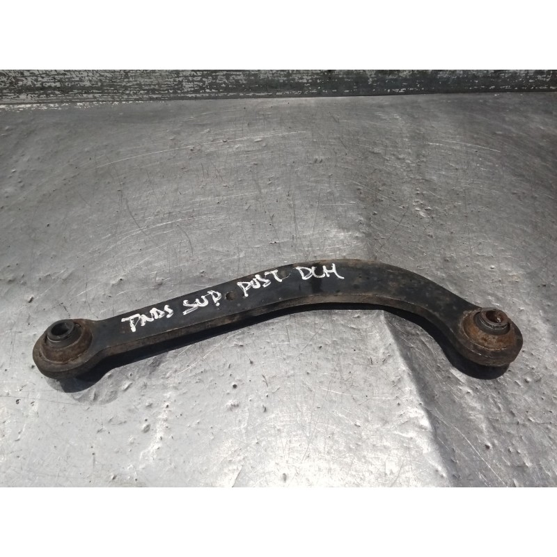 Recambio de brazo suspension superior trasero derecho para toyota avensis sedán (_t25_) 2.0 d-4d (cdt250_) referencia OEM IAM   