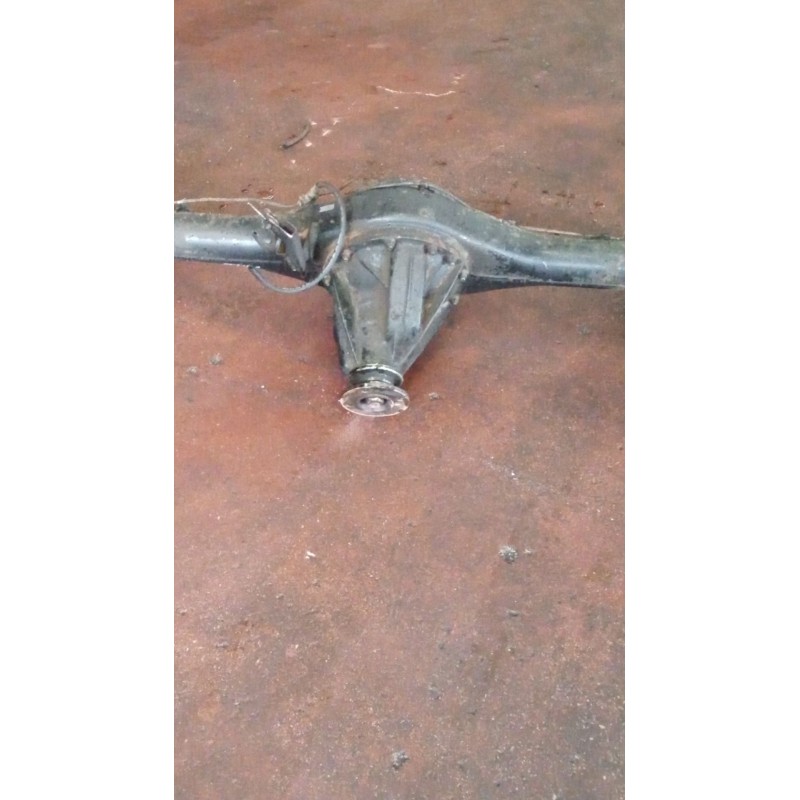 Recambio de puente trasero para nissan patrol iii/2 hardtop (k260) 2.8 td referencia OEM IAM TAMBOR  