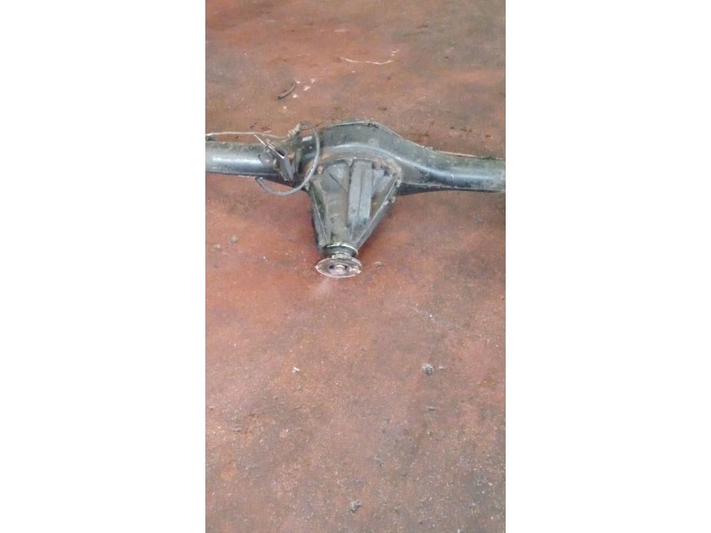 Recambio de puente trasero para nissan patrol iii/2 hardtop (k260) 2.8 td referencia OEM IAM TAMBOR  