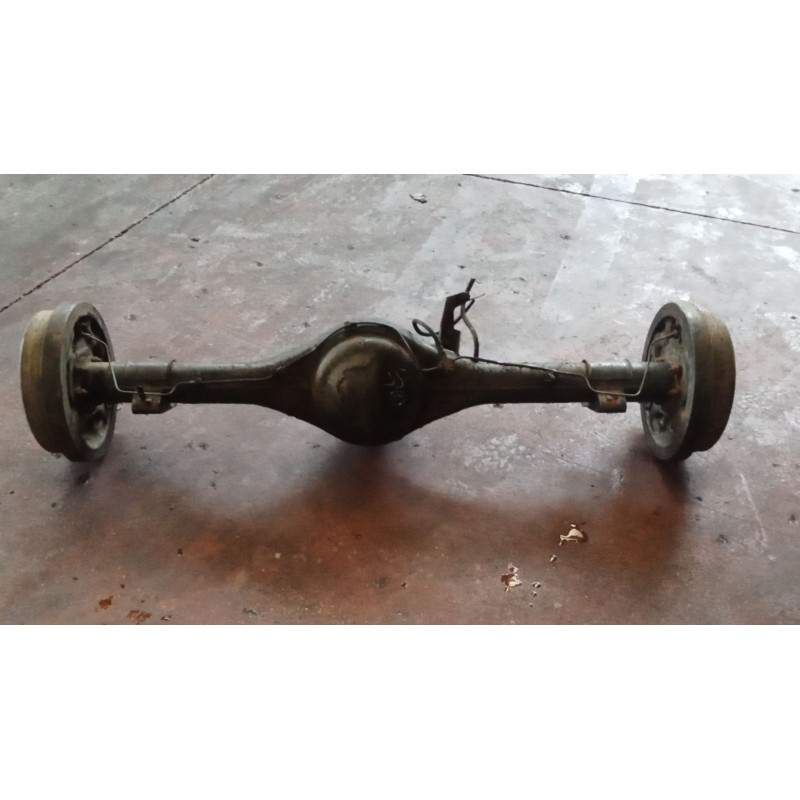 Recambio de puente trasero para nissan patrol iii/2 hardtop (k260) 2.8 td referencia OEM IAM TAMBOR  