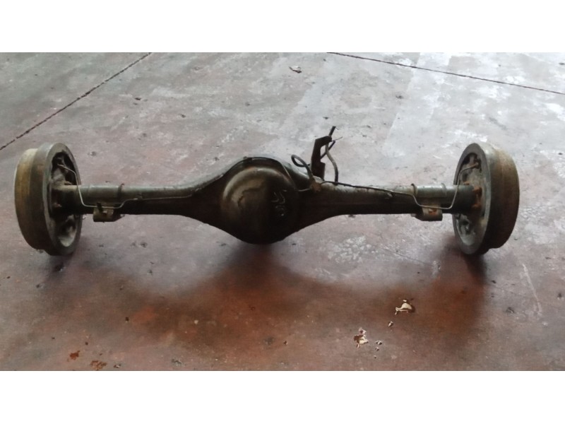Recambio de puente trasero para nissan patrol iii/2 hardtop (k260) 2.8 td referencia OEM IAM TAMBOR  