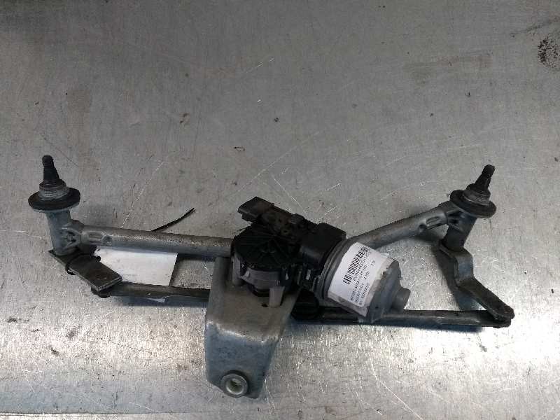 Recambio de motor limpia delantero para peugeot 206+ 1.4 hdi referencia OEM IAM 0390241523 3397020578 