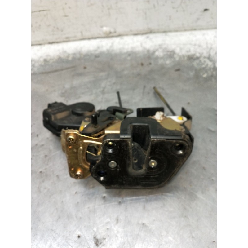 Recambio de motor cierre centralizado trasero derecho para hyundai terracan (hp) 2.9 crdi 4wd referencia OEM IAM  5P 2004