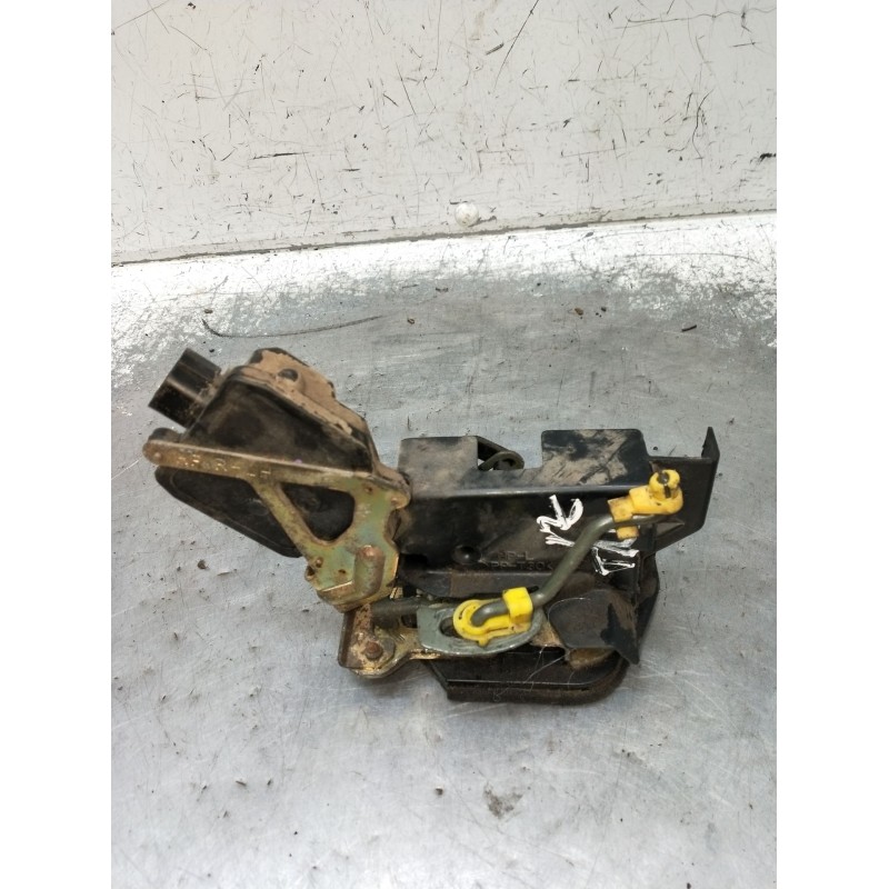 Recambio de motor cierre centralizado trasero izquierdo para hyundai terracan (hp) 2.9 crdi 4wd referencia OEM IAM  5P 2004