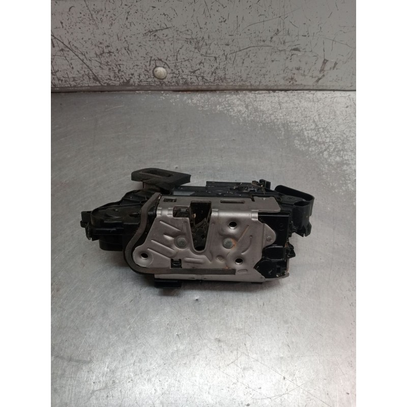 Recambio de motor cierre centralizado delantero izquierdo para volkswagen crafter caja/chasis (sz_) 2.0 tdi referencia OEM IAM  