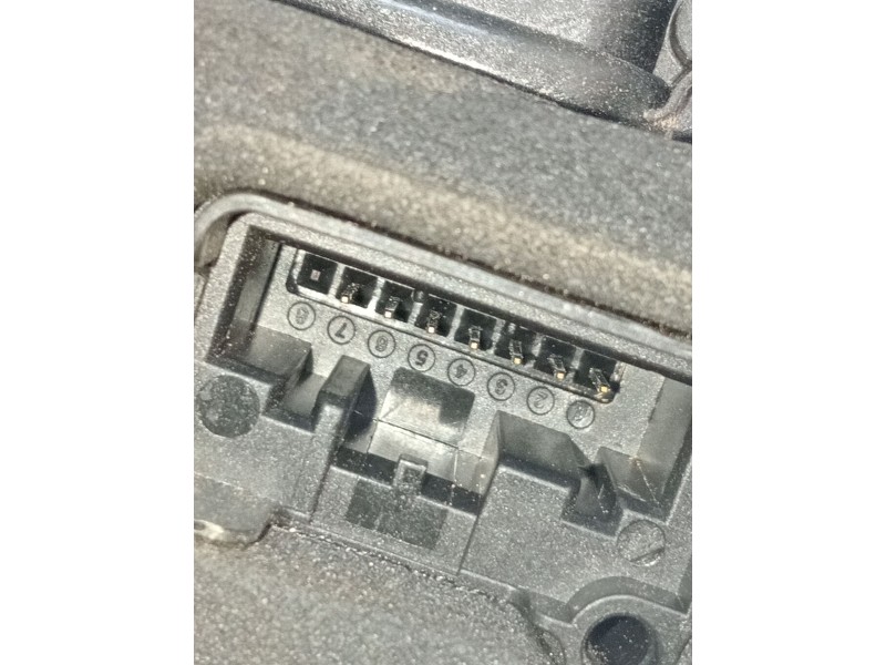 Recambio de motor cierre centralizado delantero izquierdo para volkswagen crafter caja/chasis (sz_) 2.0 tdi referencia OEM IAM  