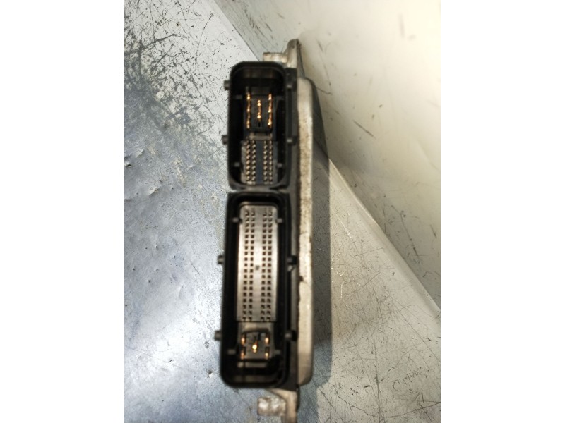 Recambio de centralita motor uce para seat leon (1m1) 1.9 tdi referencia OEM IAM 0281011193 038906019KG EDC15P 1999