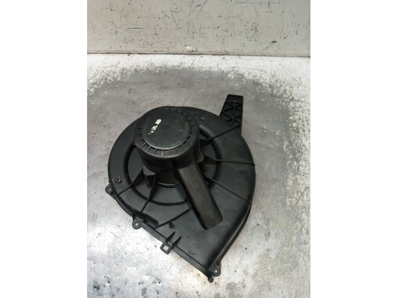 Recambio de motor calefaccion para audi a2 (8z0) 1.4 tdi referencia OEM IAM 6Q1820015A  2000