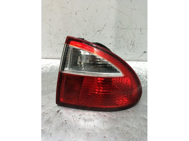 Recambio de piloto trasero derecho para seat leon (1m1) 1.9 tdi referencia OEM IAM   1999