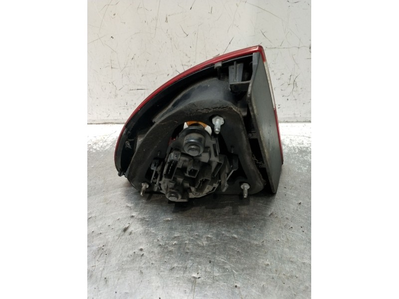 Recambio de piloto trasero derecho para seat leon (1m1) 1.9 tdi referencia OEM IAM   1999