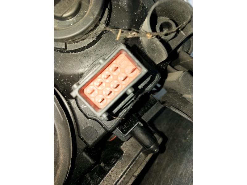 Recambio de faro derecho para saab 9-3 cabrio 2.0 cat referencia OEM IAM 00829000 XENON 2002