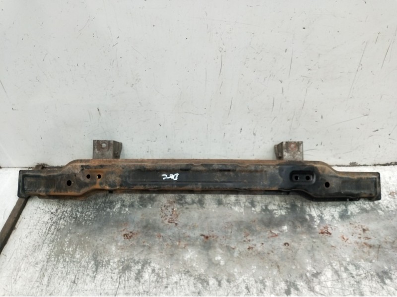 Recambio de refuerzo paragolpes delantero para hyundai terracan (hp) 2.9 crdi 4wd referencia OEM IAM   2004