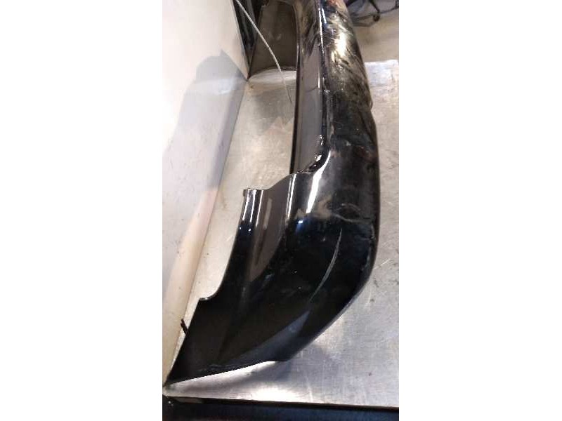 Recambio de paragolpes trasero para kia carnival 2.9 turbodiesel cat referencia OEM IAM   