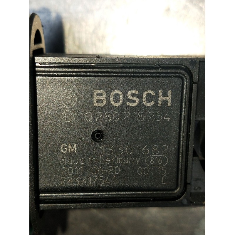 Recambio de caudalimetro para opel astra j (p10) 1.4 turbo (68) referencia OEM IAM 0280218254 13301682 283717541 2010