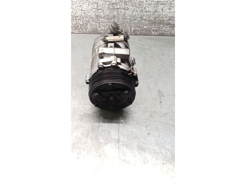 Recambio de condensador aire acondicionado para opel combo furgoneta/monovolumen 1.7 di 16v referencia OEM IAM 6854048 93176916 