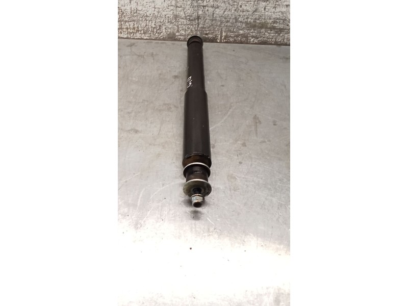 Recambio de amortiguador delantero derecho para nissan patrol iii/2 hardtop (k260) 2.8 td referencia OEM IAM 423182JP  87
