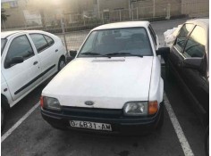 ford escort berlina del año 1988