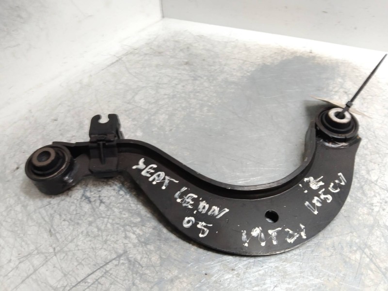 Recambio de brazo suspension superior trasero izquierdo para seat leon (1p1) comfort limited referencia OEM IAM   