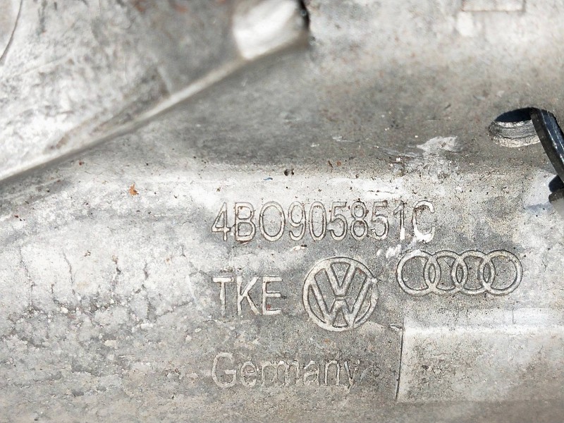 Recambio de conmutador de arranque para skoda praktik 1.4 tdi referencia OEM IAM 4B0905851C  