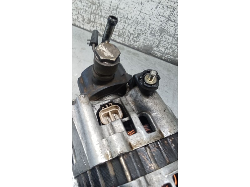 Recambio de alternador para nissan patrol iii/2 hardtop (k260) 2.8 td referencia OEM IAM 2310022J10 A3T03099 87