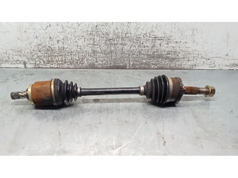 Recambio de transmision delantera izquierda para nissan primera hatchback (p11) 1.6 16v referencia OEM IAM   99