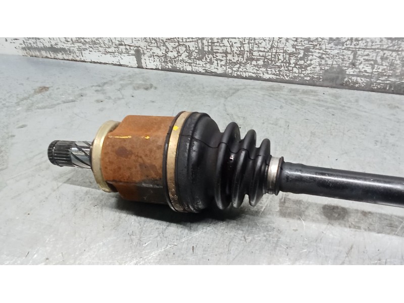 Recambio de transmision delantera izquierda para nissan primera hatchback (p11) 1.6 16v referencia OEM IAM   99