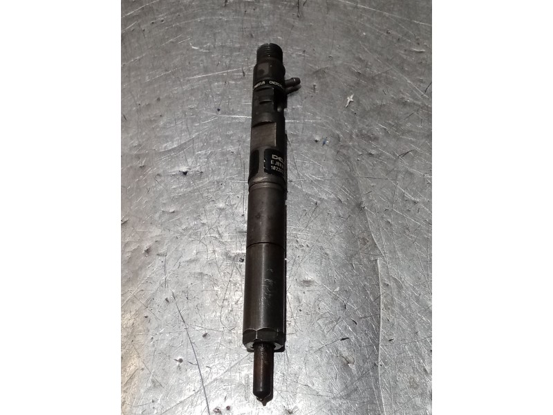 Recambio de inyector para hyundai terracan (hp) 2.9 crdi 4wd referencia OEM IAM 1022GZ21W05 EJBR03902D DELPHI