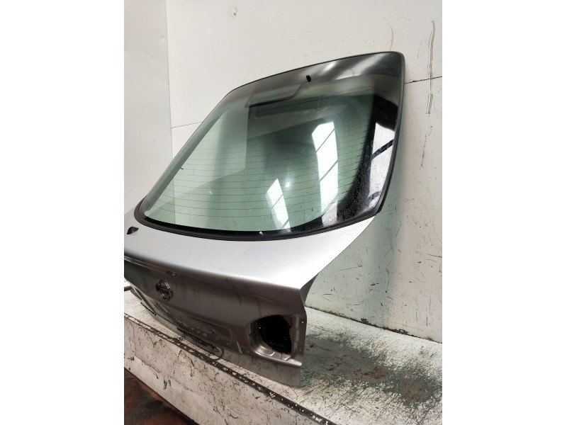 Recambio de porton trasero para nissan primera hatchback (p11) 1.6 16v referencia OEM IAM  5P 1999