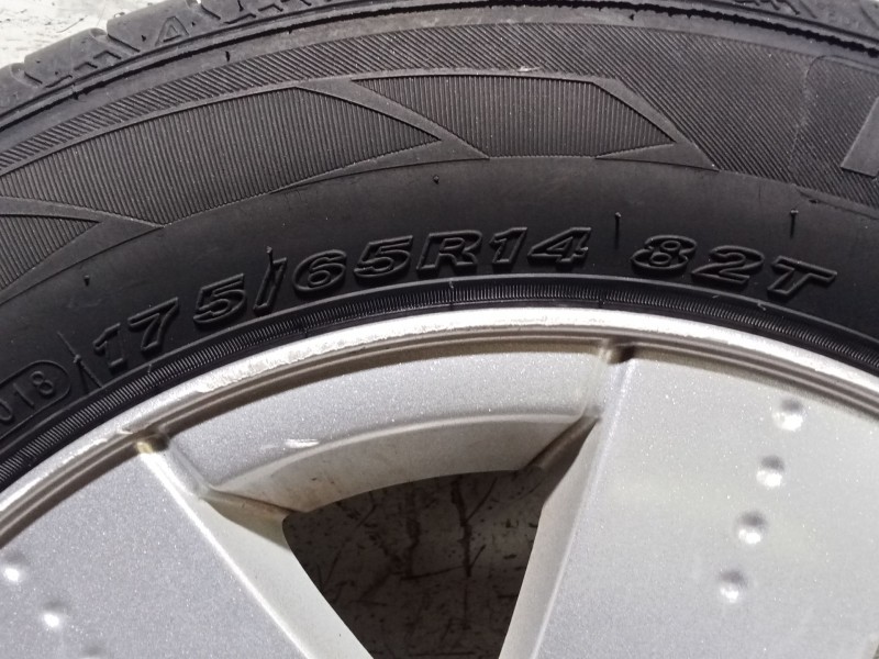 Recambio de juego llantas para citroën c3 i (fc_, fn_) 1.4 i referencia OEM IAM 175/65 R14 82T  VER FOTOS