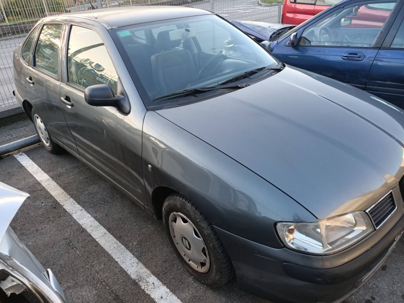 seat cordoba berlina (6k2) del año 2001