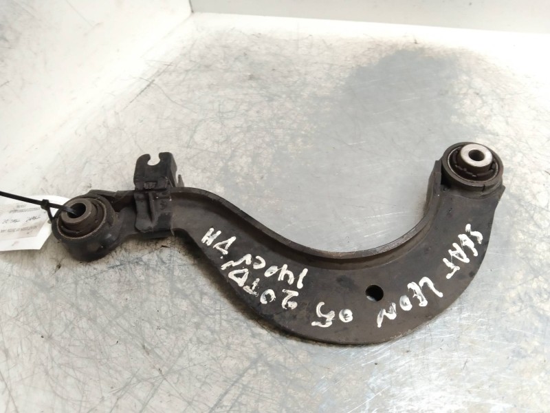 Recambio de brazo suspension superior trasero derecho para seat leon (1p1) 2.0 tdi referencia OEM IAM   