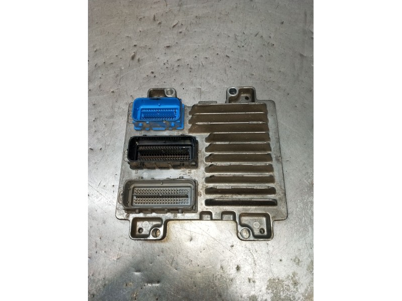 Recambio de centralita motor uce para opel astra j (p10) 1.4 turbo (68) referencia OEM IAM 12644081 12642100 2010