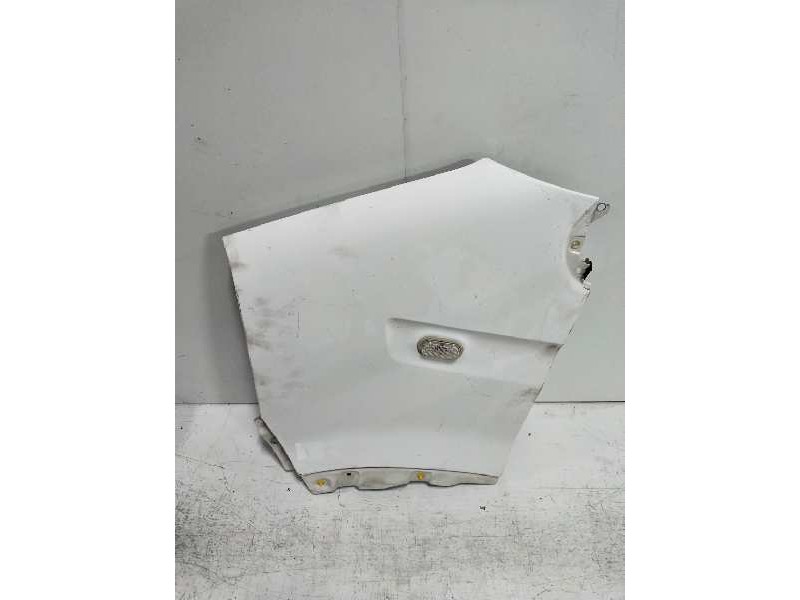 Recambio de aleta delantera izquierda para renault master ii phase 2 caja cerrada 2.5 diesel referencia OEM IAM   