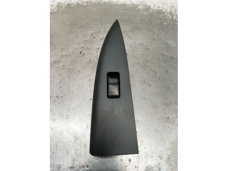 Recambio de mando elevalunas delantero derecho para nissan note (e11, ne11) 1.5 dci referencia OEM IAM  5P 2006